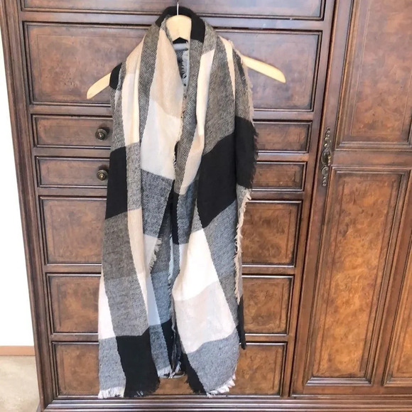 OLD navy black, white and tan shawl - Picture 1 of 9